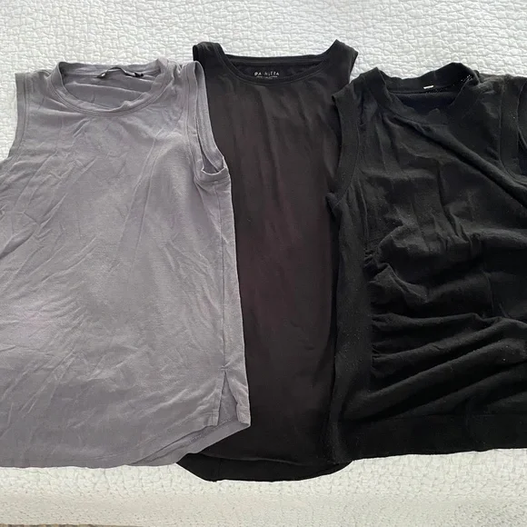 Bundle of three Athleta sleeveless tops - Picture 1 of 11